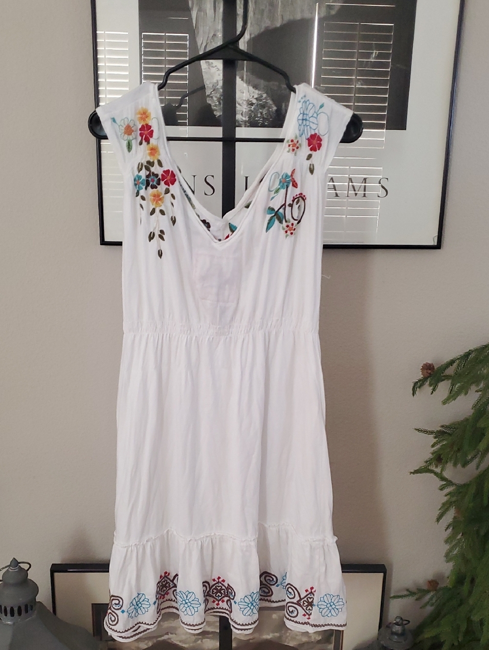 White Sleeveless Dress with Colorful Floral Embroidery - Picture 4 of 4